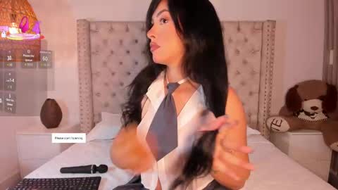 Maya online show from 10/12/25, 03:49