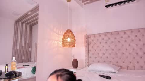 Maya online show from 02/03/26, 06:22