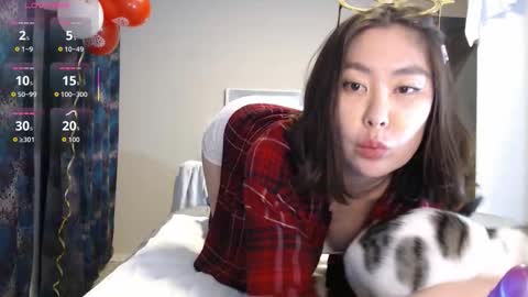 Snapshot of maya_kumashiro chatting on 11/30/25, 10:14 maya_kumashiro online show from 11/30/25, 10:14