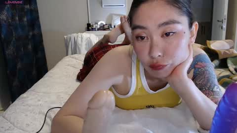 Snapshot of maya_kumashiro chatting on 12/13/25, 10:26 maya_kumashiro online show from 12/13/25, 10:26