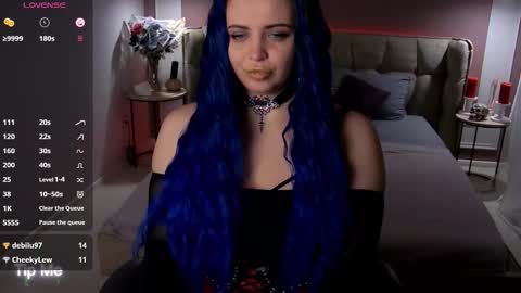 Maya Mils online show from 11/07/25, 02:11