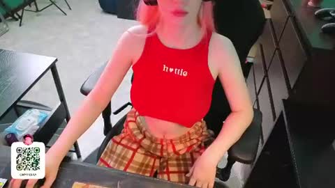 Maya Viola online show from 07/14/26, 05:45