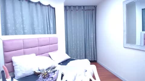 Maya online show from 12/07/24, 02:42