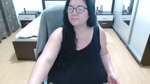 Maya online show from 12/10/24, 10:58