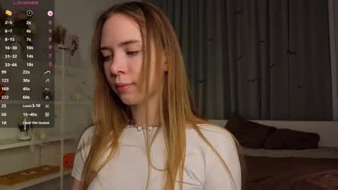 My name is Kara  online show from 11/03/25, 08:32