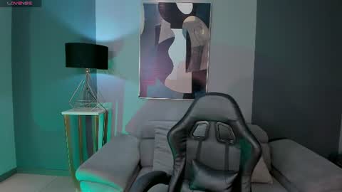 Maya online show from 07/13/26, 08:22