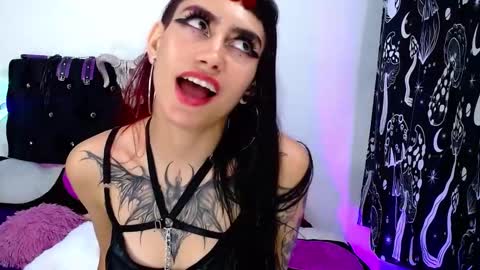 mayaredd online show from 01/30/25, 03:33