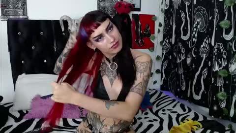 mayaredd online show from 03/19/26, 02:37