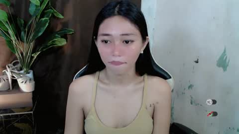 mayasally_ online show from 06/24/26, 09:08