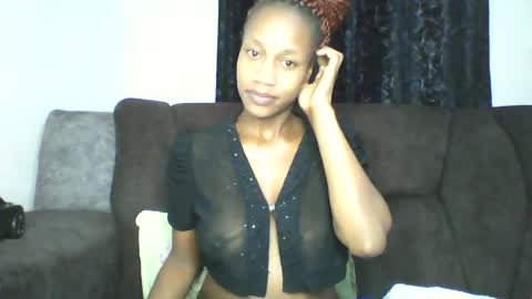 Snapshot of mayasmiley_ chatting on 07/03/26, 05:47 prettydoll online show from 07/03/26, 05:47