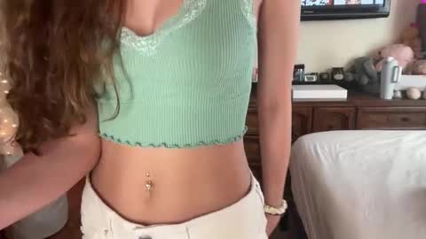 Maya online show from 03/18/26, 09:07