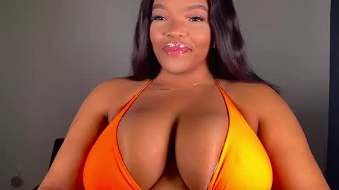 MayBabi online show from 12/31/24, 11:09