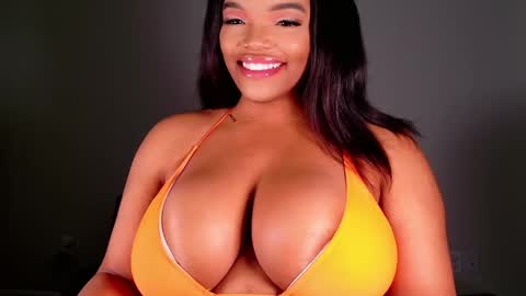 MayBabi online show from 02/10/25, 11:46