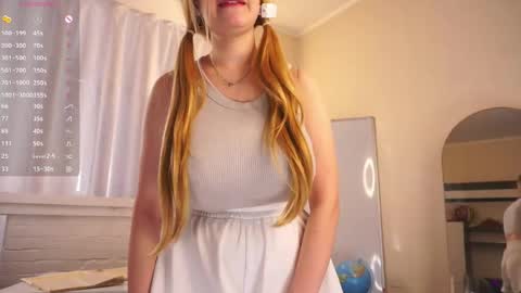 Milina online show from 04/28/26, 02:27
