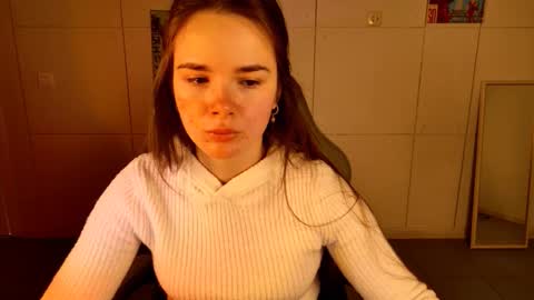 maybloom_ online show from 02/16/26, 06:09