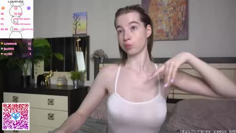 Violet online show from 09/11/25, 07:14