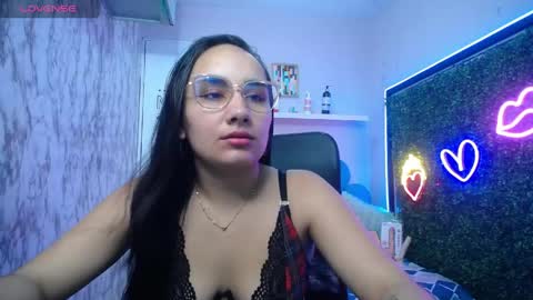 Snapshot of maylin_hornyy19 chatting on 05/03/26, 07:09 Maylin online show from 05/03/26, 07:09