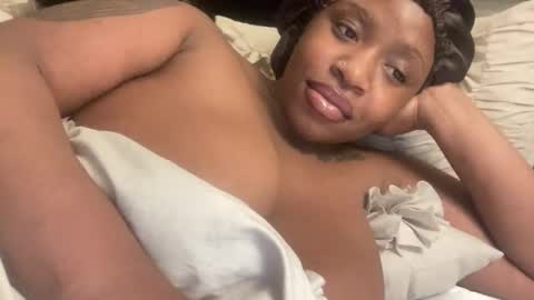 mayluvsu online show from 03/18/26, 05:43