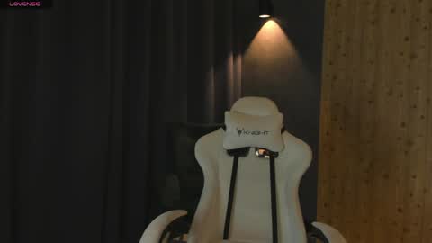 May online show from 04/22/26, 04:04