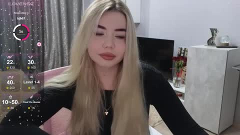 may online show from 01/12/25, 10:01