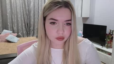 may online show from 01/18/25, 06:21