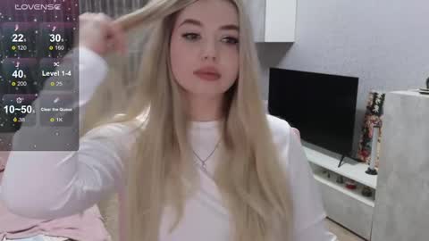 may online show from 02/02/25, 09:13