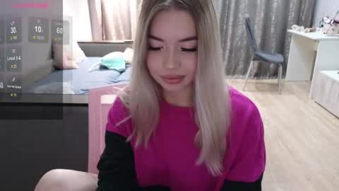 may online show from 10/10/25, 10:20