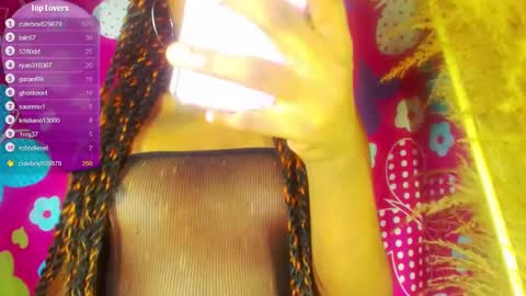 Snapshot of mayo_771804 chatting on 12/18/24, 12:54 Karol black18 online show from 12/18/24, 12:54