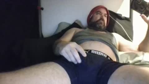 Snapshot of mayoramx chatting on 02/16/26, 03:30 Dad bod 43 online show from 02/16/26, 03:30