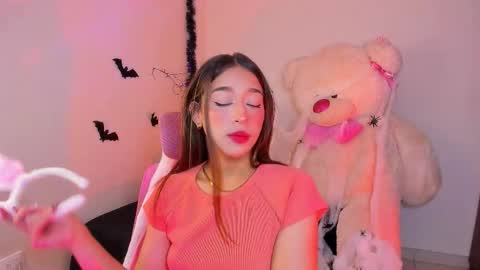 may online show from 10/31/25, 09:05