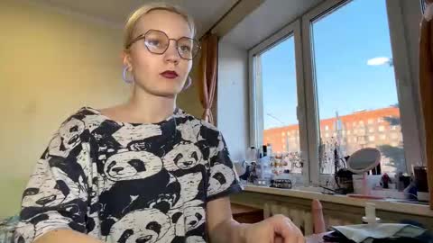 Snapshot of mayspagnolia chatting on 03/16/26, 03:16 olivia online show from 03/16/26, 03:16