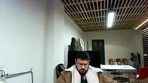 Snapshot of maythe4bwu chatting on 12/11/24, 01:06 maythe4bwu online show from 12/11/24, 01:06