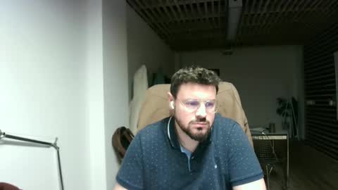 Snapshot of maythe4bwu chatting on 01/02/25, 10:44 maythe4bwu online show from 01/02/25, 10:44