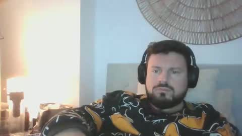 Snapshot of maythe4bwu chatting on 02/24/25, 10:15 maythe4bwu online show from 02/24/25, 10:15