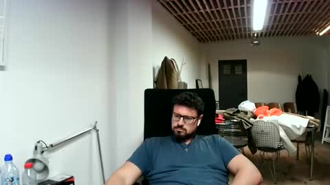 Snapshot of maythe4bwu chatting on 09/14/25, 09:52 maythe4bwu online show from 09/14/25, 09:52