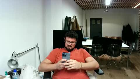 Snapshot of maythe4bwu chatting on 09/20/25, 06:53 maythe4bwu online show from 09/20/25, 06:53