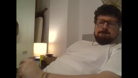 Snapshot of maythe4bwu chatting on 04/10/26, 11:42 maythe4bwu online show from 04/10/26, 11:42