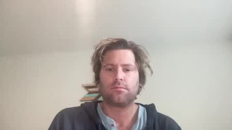 Snapshot of mbnc chatting on 12/05/24, 02:22 lol online show from 12/05/24, 02:22