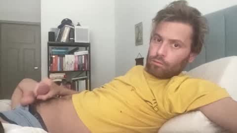 Snapshot of mbnc chatting on 01/22/25, 05:49 lol online show from 01/22/25, 05:49