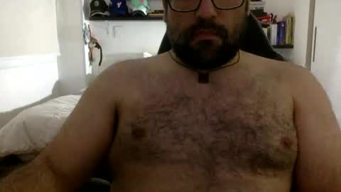 Snapshot of mbotve chatting on 06/03/26, 04:48 VzlaMan online show from 06/03/26, 04:48