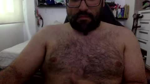 Snapshot of mbotve chatting on 06/09/26, 09:15 VzlaMan online show from 06/09/26, 09:15