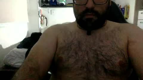 Snapshot of mbotve chatting on 06/12/26, 05:17 VzlaMan online show from 06/12/26, 05:17