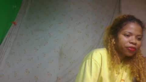 mbotyfeliciaa online show from 12/22/25, 06:32