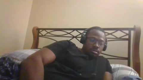 Snapshot of mbsupreme chatting on 06/01/26, 02:57 Mark online show from 06/01/26, 02:57