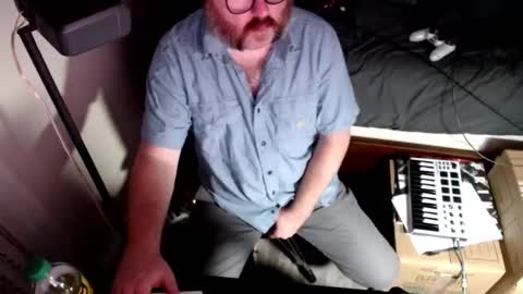 Darren online show from 12/05/25, 04:32