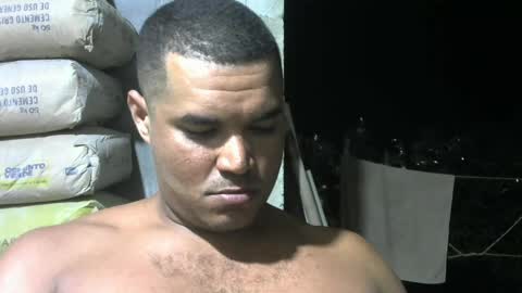 Snapshot of mcgregor_sexhot chatting on 05/03/26, 03:01 Mcgregor online show from 05/03/26, 03:01