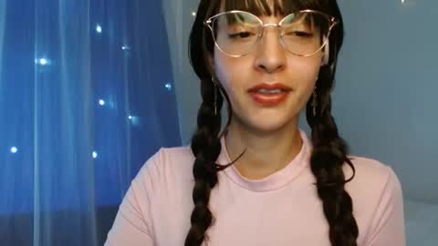 Mckayla online show from 03/01/26, 03:47