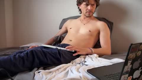 mcklister online show from 04/05/26, 01:19