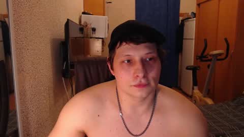 mclovi19 online show from 03/04/25, 09:07