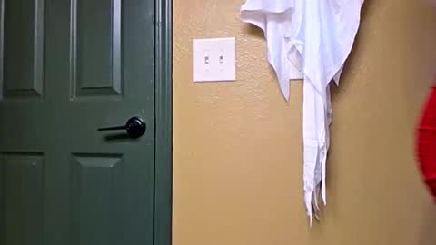 mclovinmackay online show from 11/04/25, 02:54